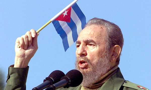 Fidel Castro, lãnh đạo huyền thoại Cuba qua đời ở tuổi 90